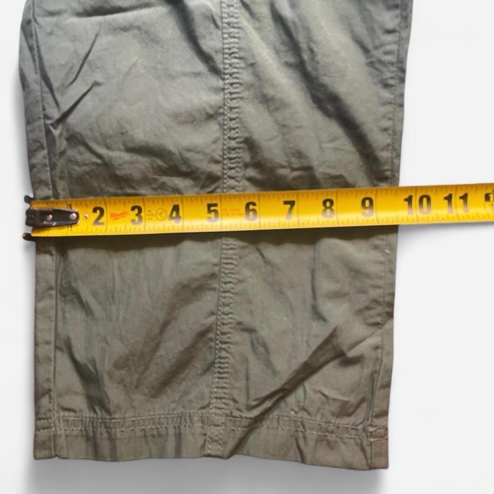 Hot Topic Y2K inspired Army Green Cargos w/ Skull Rose Cross Graphic Sz 9 - Picture 4 of 7